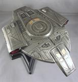 Star Trek USS Defiant NX-74205 Pewter Model