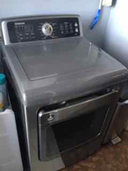 Samsung Washer and Dryer in Excellent Shape Top Load 