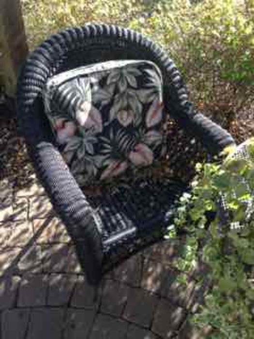 Wicker outdoor chair (2)