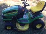 John Deere Riding Mower 225.5 Hours. Works GreatJohn Deere Riding Mower 100 Series 135 Automatic with 225.5 Hours.