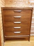 Bassett MCM chest of drawers