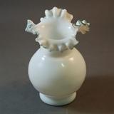 Early antique Fenton milk glass crimped edge vase, Hand blown
Condition: Very Good
Shipping: Yes
Size: 6"