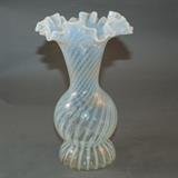 Twisted white optic antique vase
Condition: Very Good
Shipping: Yes
Size: 8"