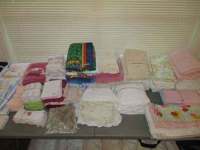 Linens, Mostly Queen Size Sheets Most In Great Shape, Some Twins Sheets, Towels Etc