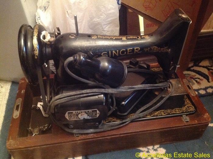 Early 1900's Sewing Machine