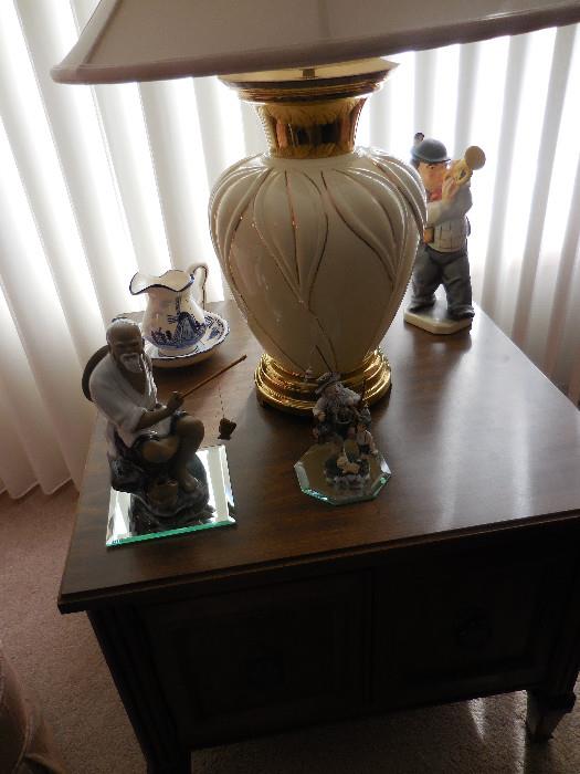 Drexel Occasional Table sold.Lamp and mud men still need home!