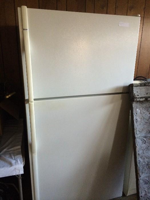                       Kenmore refrigerator