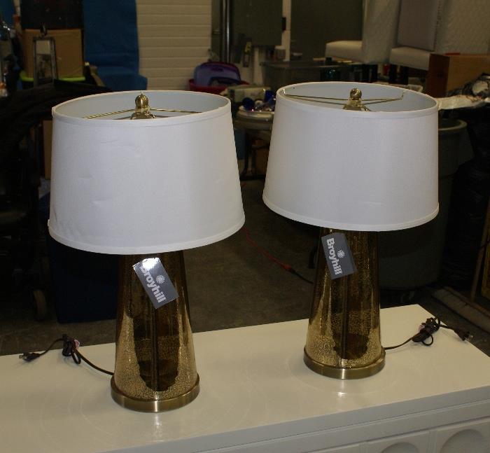 2 Broyhill Furniture Glass Base Table Lamps