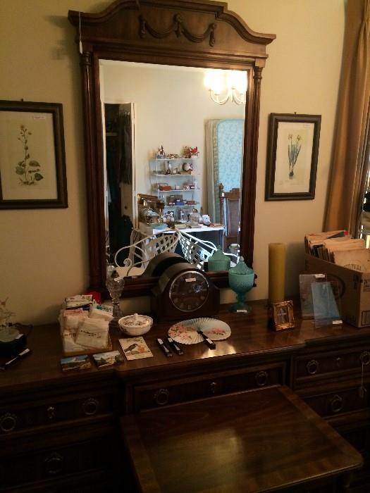 Dresser & side table