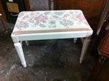 Piano bench
