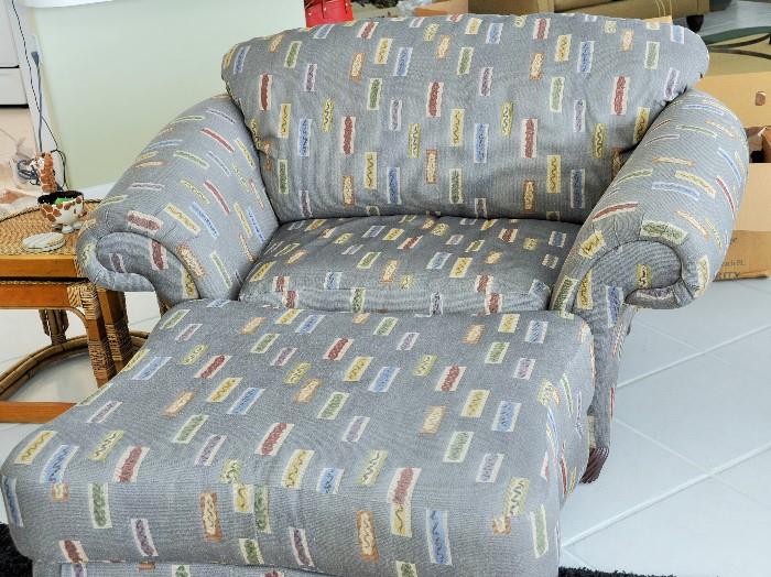 Very comfy large lounge chair with ottoman, gray print, excellent condition