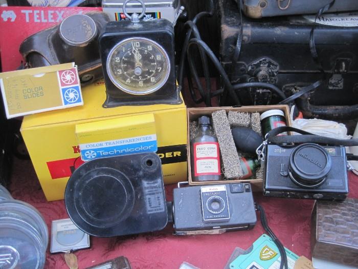 VINTAGE CAMERAS AND EQUIPMENT