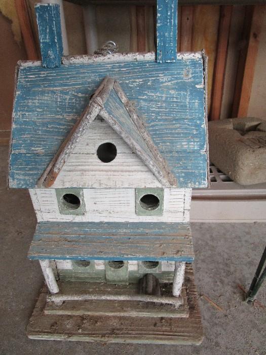 Primitive birdhouses