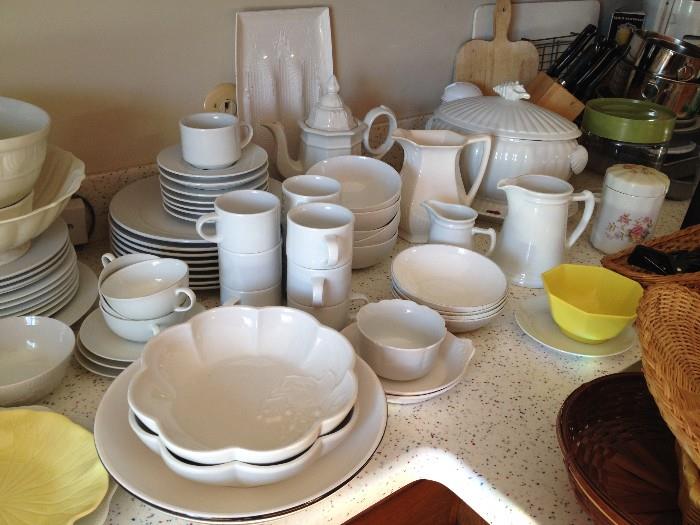 everyday dishes and housewares