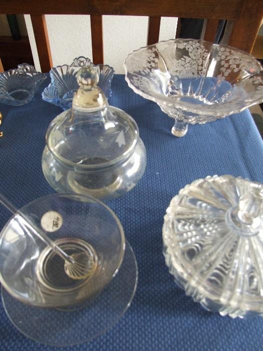 VINTAGE CRYSTAL PIECES