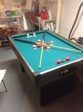 BUMPER POOL TABLE