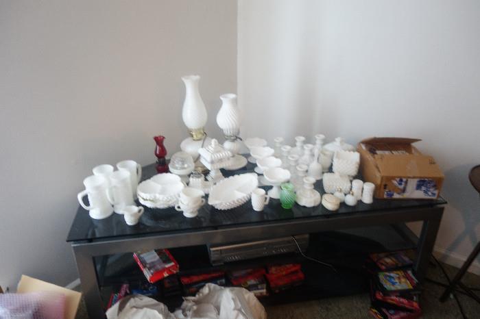 COLLECTION OF MILK GLASS INCLUDING WESTMORELAND AND FENTON