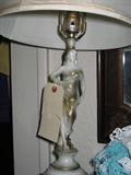 DRESSER LAMP