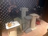 pedestals & plant stands
