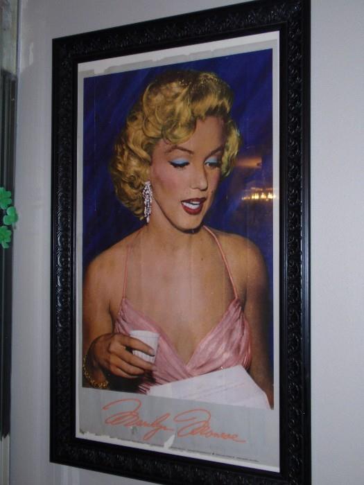 Lots of Marilyn Monroe framed posters & art.