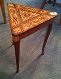 MUSIC BOX INLAID TABLE ITALY