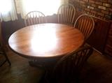 ANTIQUE STYLE OAK TABLE AND 4 ARROW BACK CHAIRS