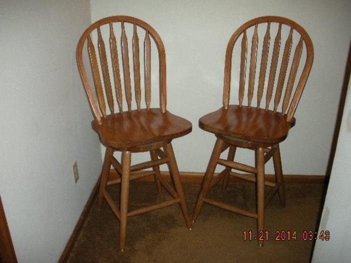 oak bar stools 