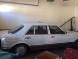 1985 mercedes sedan