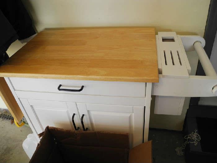Kitchen island/butcher block