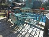 Mesh table & 4 chairs
