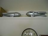 2 Metal rocket ships