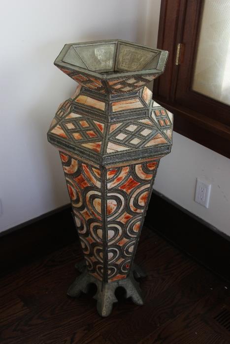 Large urn
