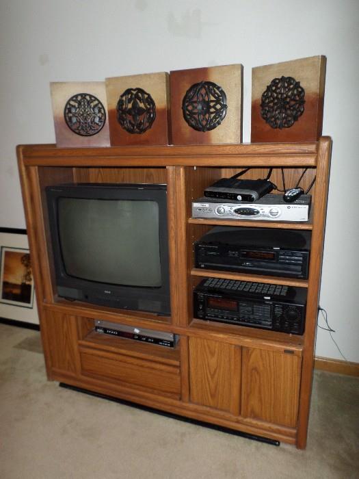 TV Center.DVD,VCR,CD 5 disc,Bose Stereo System with Speakers.Wall Art
