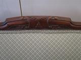 DETAIL VICTORIAN SOFA