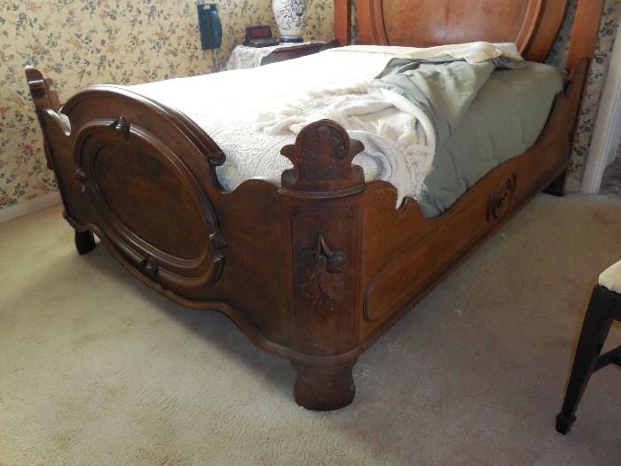 Walnut Victorian era Bed with headboard, footboard & side rails, full size.