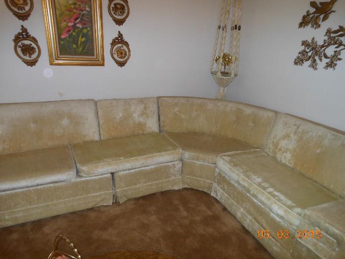 VINTAGE sectional sofa/excellent condition