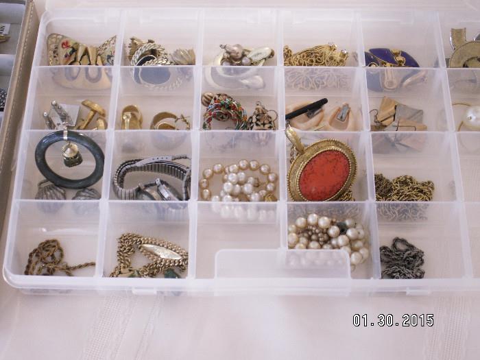 Vintage costume jewelry, some natural stones