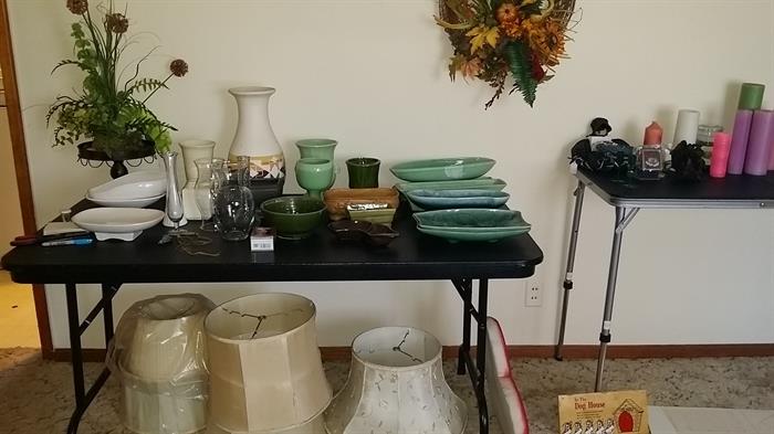 Vintage planters and vases
Brush, Mc Coy, Floraline
Candles
