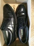 Men's dress shoes, size 11