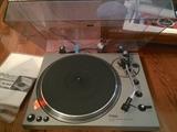 Panasonic Technics turntable, gorgeous