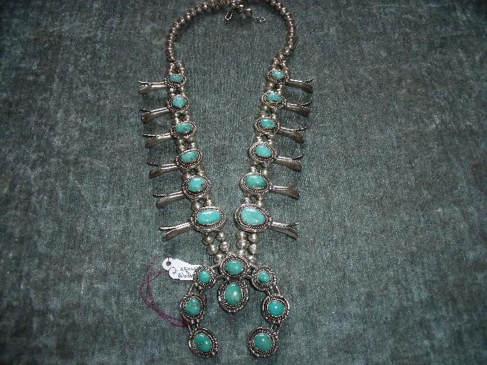 Stunning Navajo squash blossom necklace - Sterling silver and turquoise