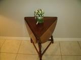 Interesting wood drop leaf corner table - leafs down