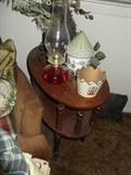 oval end table