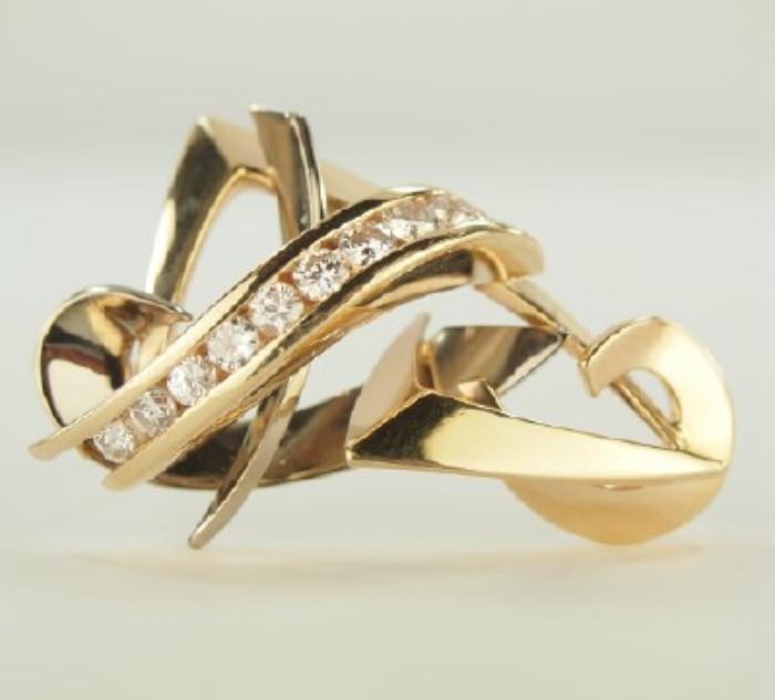 Estate Diamond & Gold Ring