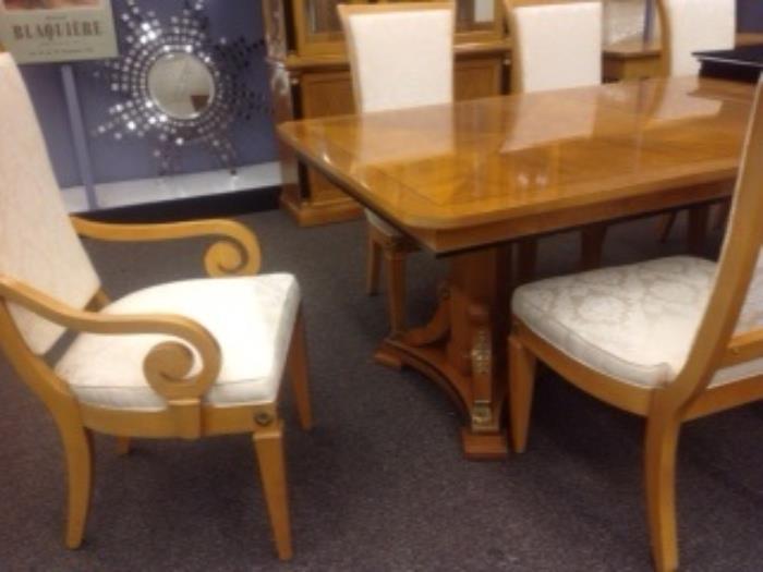 Thomasville dining set -  8 chairs - one extension not pictured - part of set - set priced at $5000