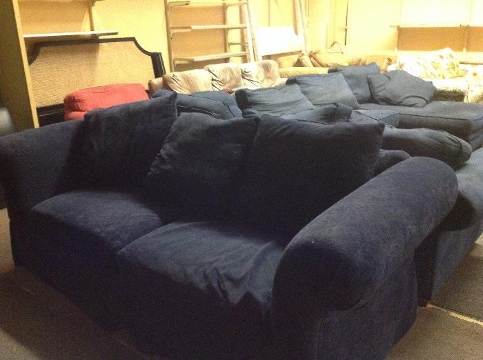 Used couches - many of them free or cheap
