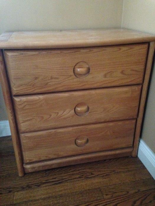 TWIN WOOD BED SET NIGHT STAND