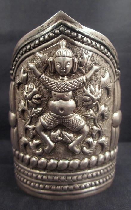 Beautiful & Fun Chinese Export Sterling Silver Repousse Buddha Cuff Bracelet