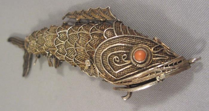 Gorgeous Antique Chinese Gold Vermeil Sterling Silver Filigree Articulated Fish Form Snuff Pendant with Inlaid Coral Eyes