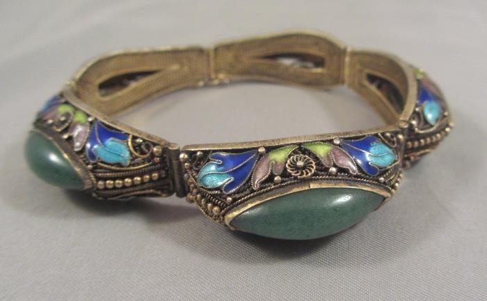 Phenomenal Workmanship in the Filigree and Enameling on this Deco Chinese Bracelet